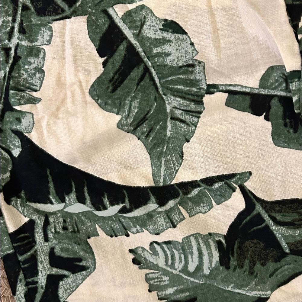 Kourt Willow 2 piece set, tropical print, size large - Picture 3 of 9